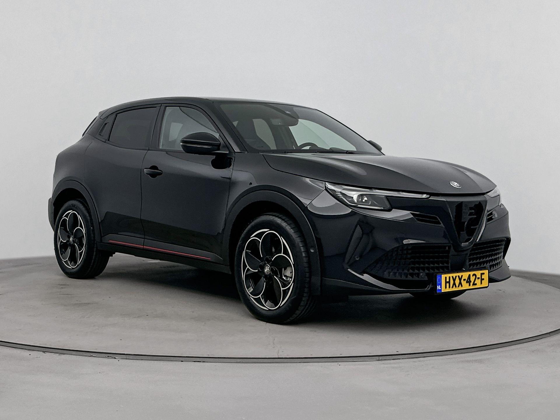 Alfa Romeo Junior 1.2 Turbo Hybrid Ibrida Q4 - Afbeelding 2