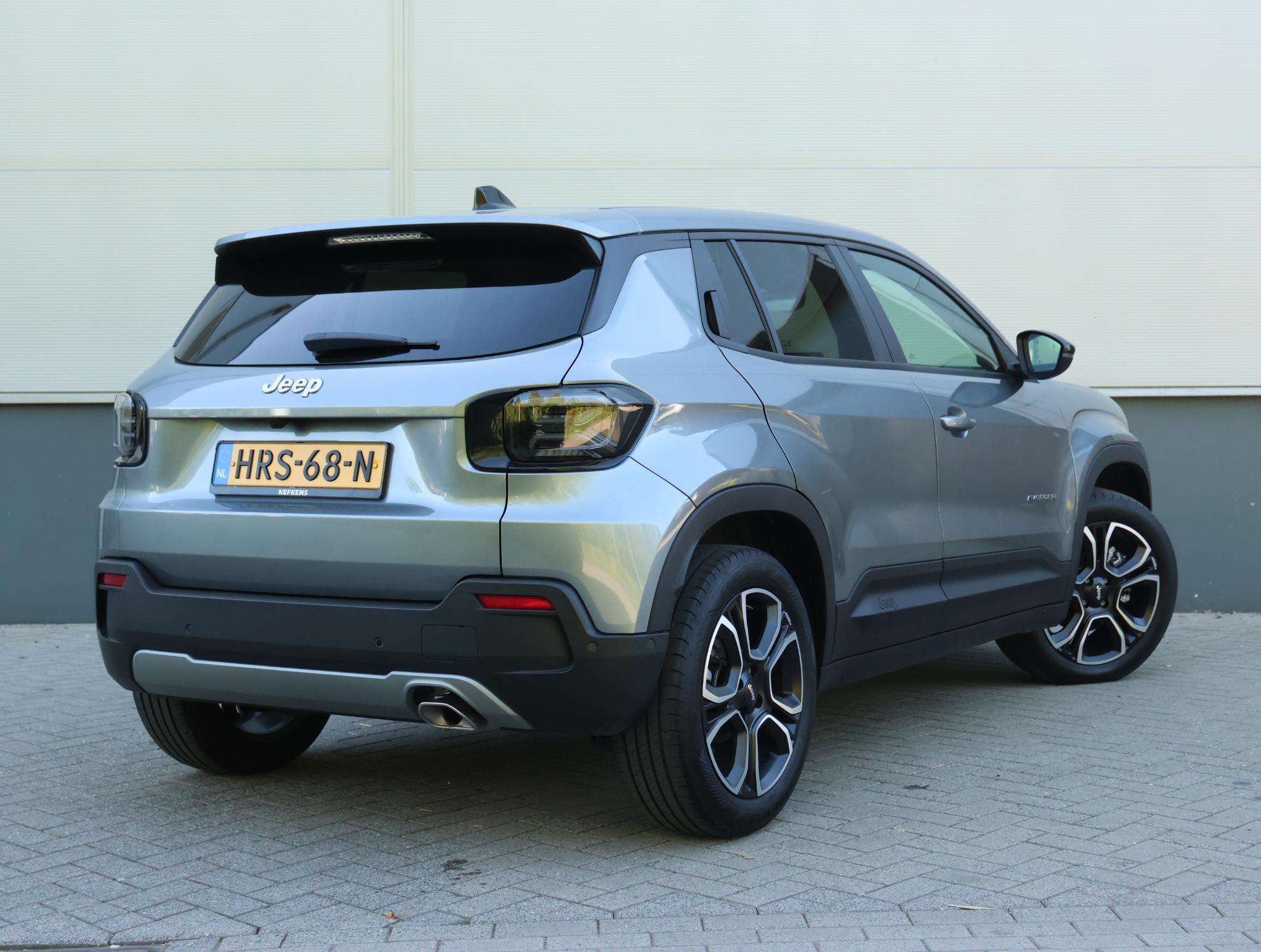 Jeep Avenger 1.2 110pk e-Hybrid Summit - Afbeelding 3