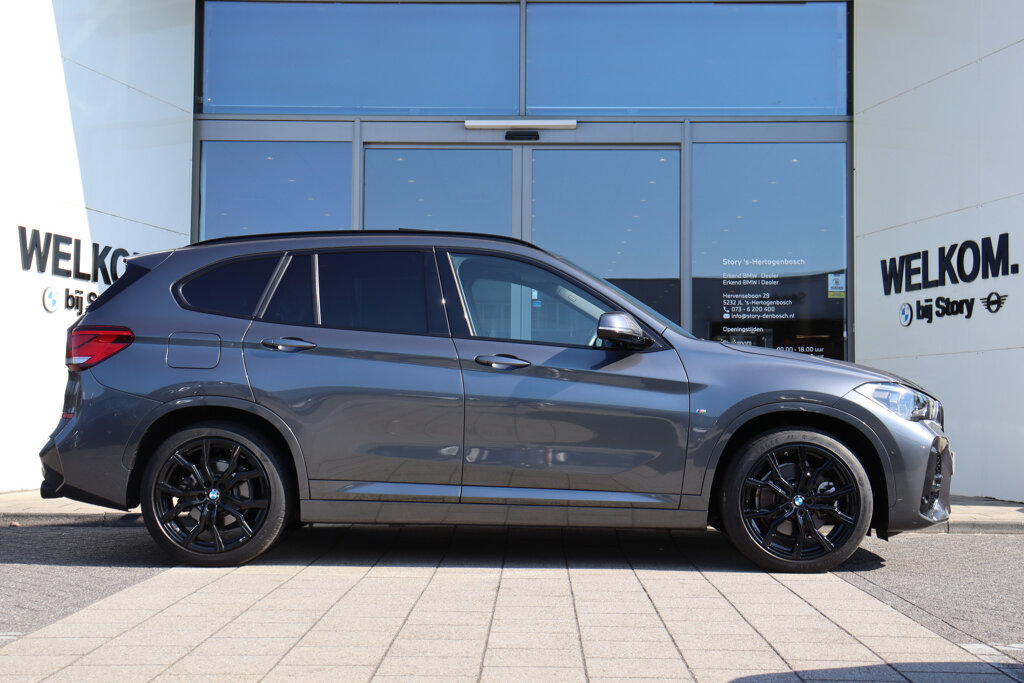 BMW X1 9