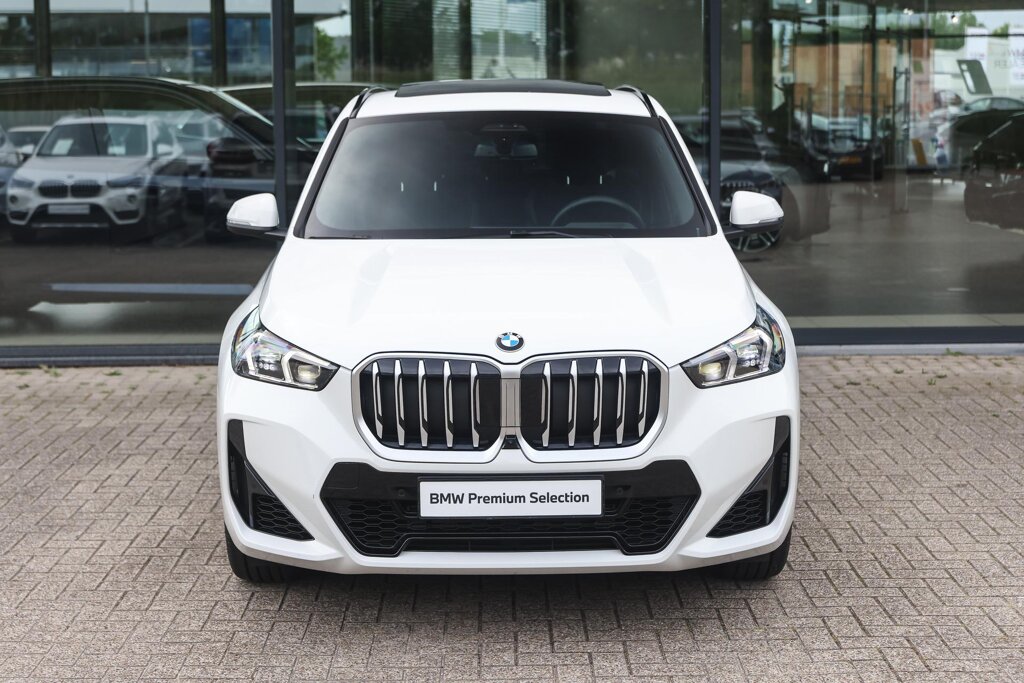 BMW X1 6