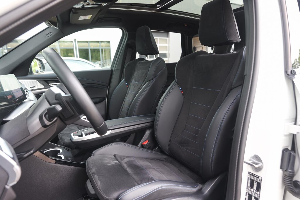BMW X1 13
