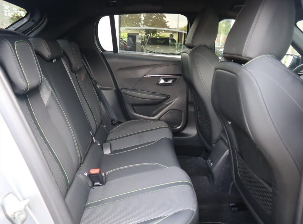Peugeot 208 1.2 Hybrid 136 e-DCS6 GT - Afbeelding 3