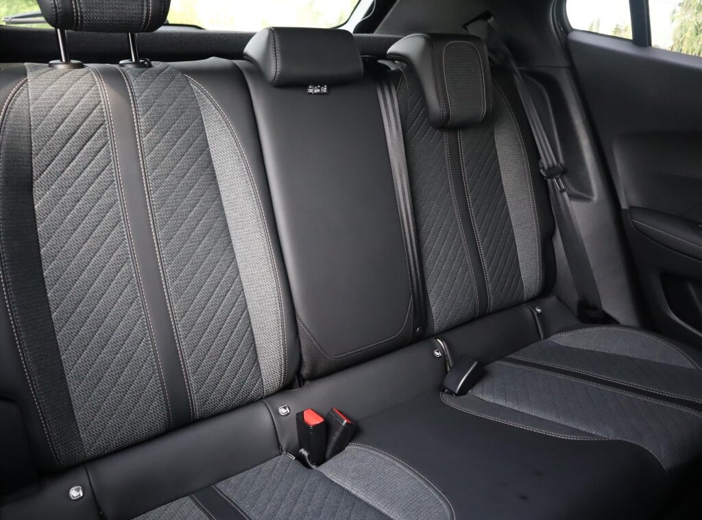 Peugeot 2008 1.2 Puretech 100pk Allure - Afbeelding 3