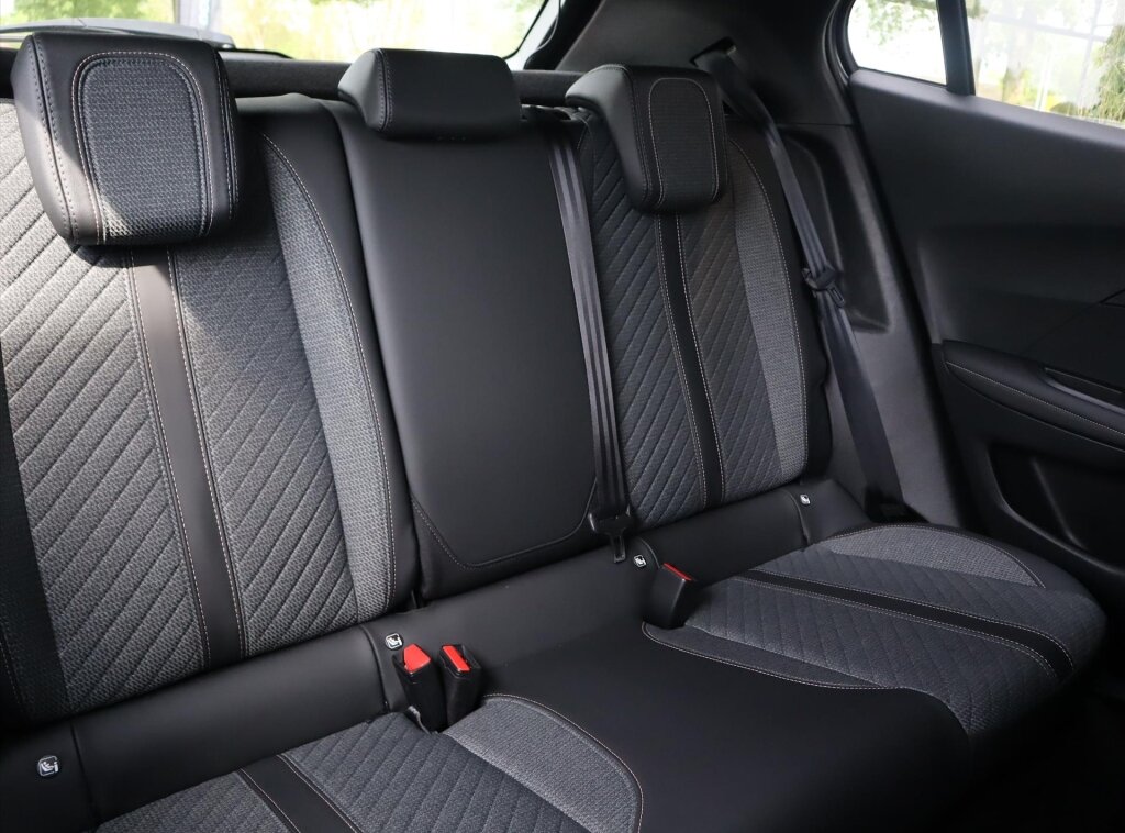 Peugeot 2008 1.2 Puretech 100pk Allure - Afbeelding 3