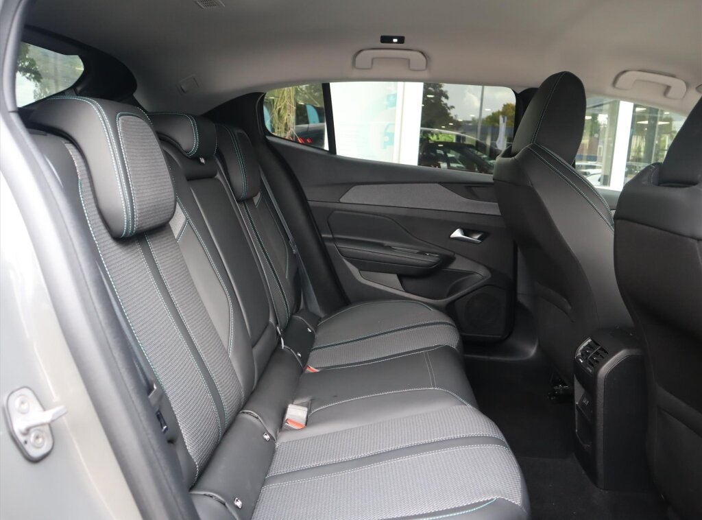 Peugeot 408 1.2 Hybrid 145PK e-DCS6 Allure - Afbeelding 3