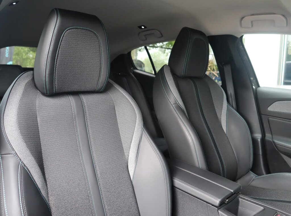 Peugeot 408 1.2 Hybrid 145PK e-DCS6 Allure - Afbeelding 4