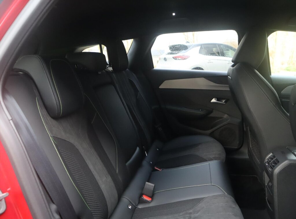 Peugeot 308 Sw 1.6 HYbrid 180pk e-EAT8 GT - Afbeelding 4