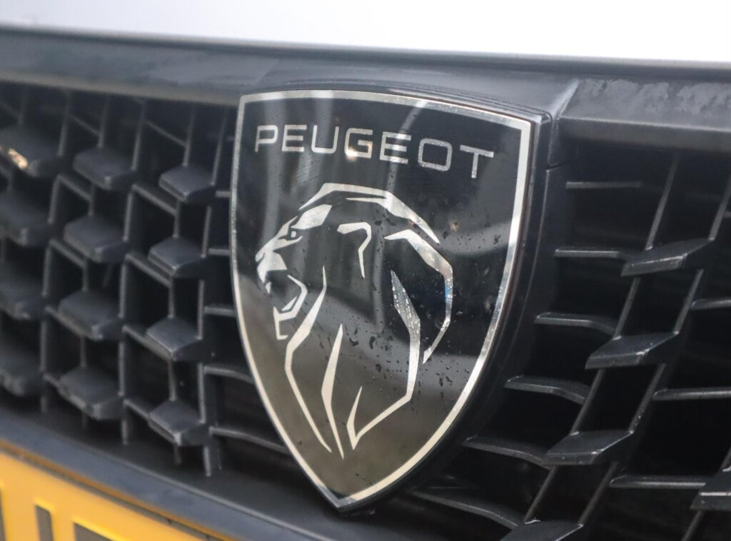 Peugeot 208 1.2 Hybrid 100 e-DCS6 Style - Afbeelding 2