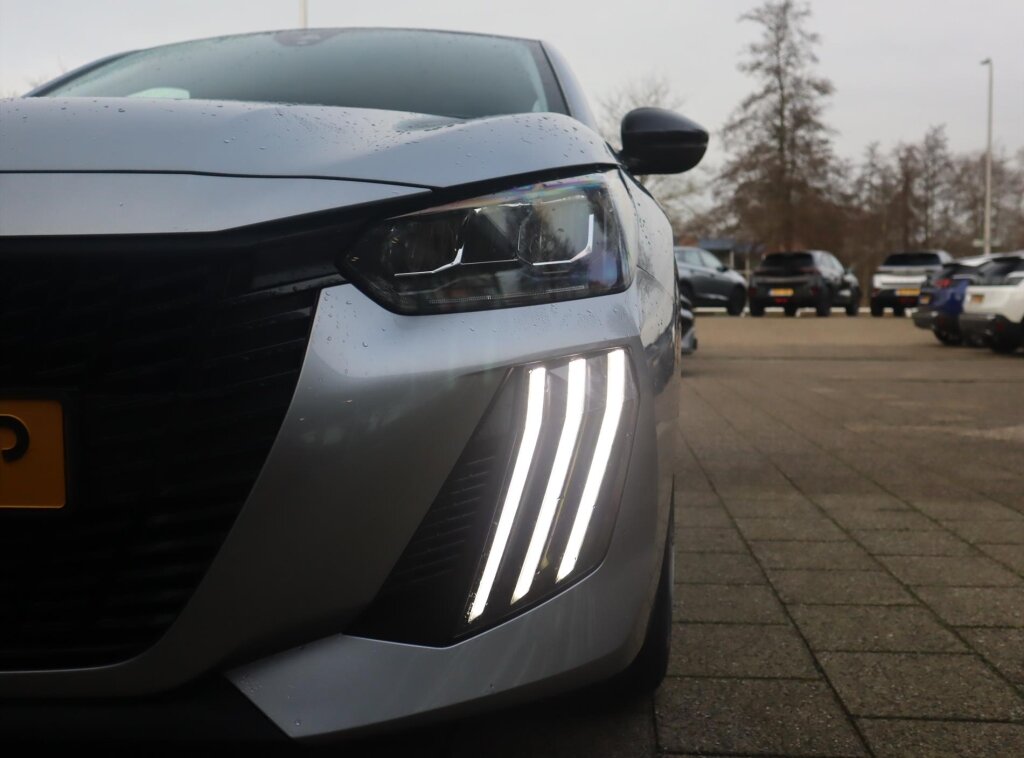 Peugeot 208 1.2 Hybrid 100 e-DCS6 Style - Afbeelding 3