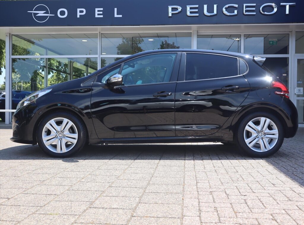 Peugeot 208 Signature PureTech 110pk H6, Rijklaarprijs, Navigatie DAB+ Radio Airco Sensoren - Afbeelding 2