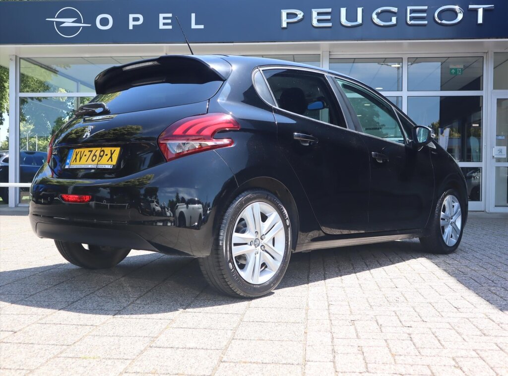Peugeot 208 Signature PureTech 110pk H6, Rijklaarprijs, Navigatie DAB+ Radio Airco Sensoren - Afbeelding 4