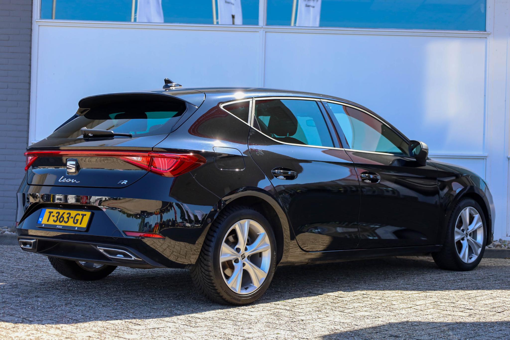 SEAT León