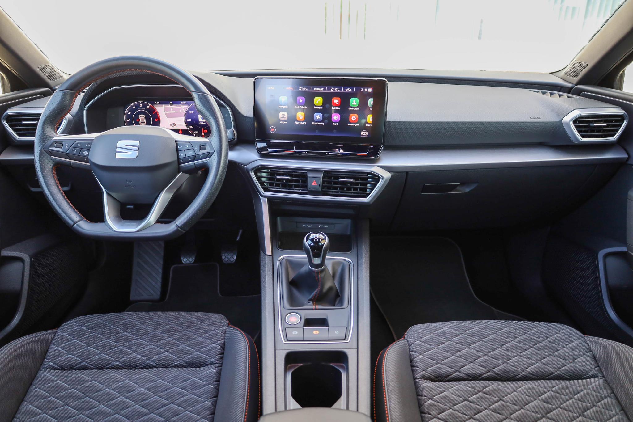 SEAT León