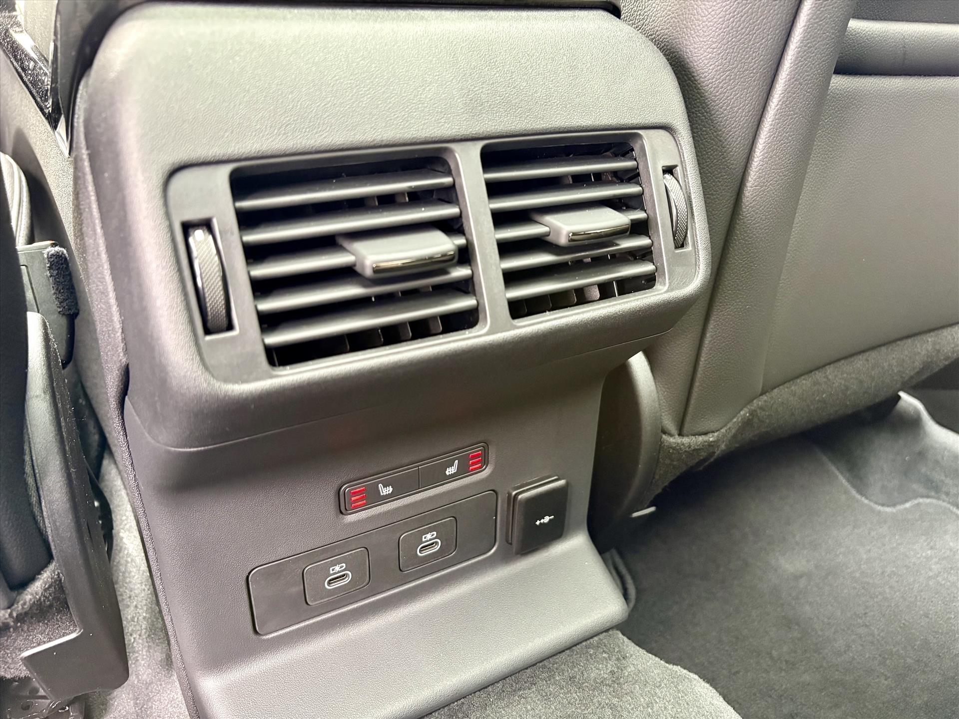 Land Rover Range Rover Velar - foto 28