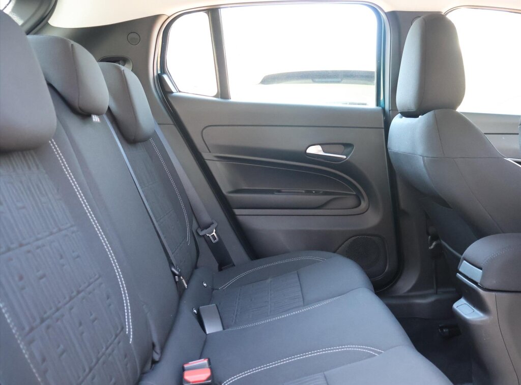 Fiat 600 1.2 Hybrid Turbo Charged 100pk Aut Urban - Afbeelding 2