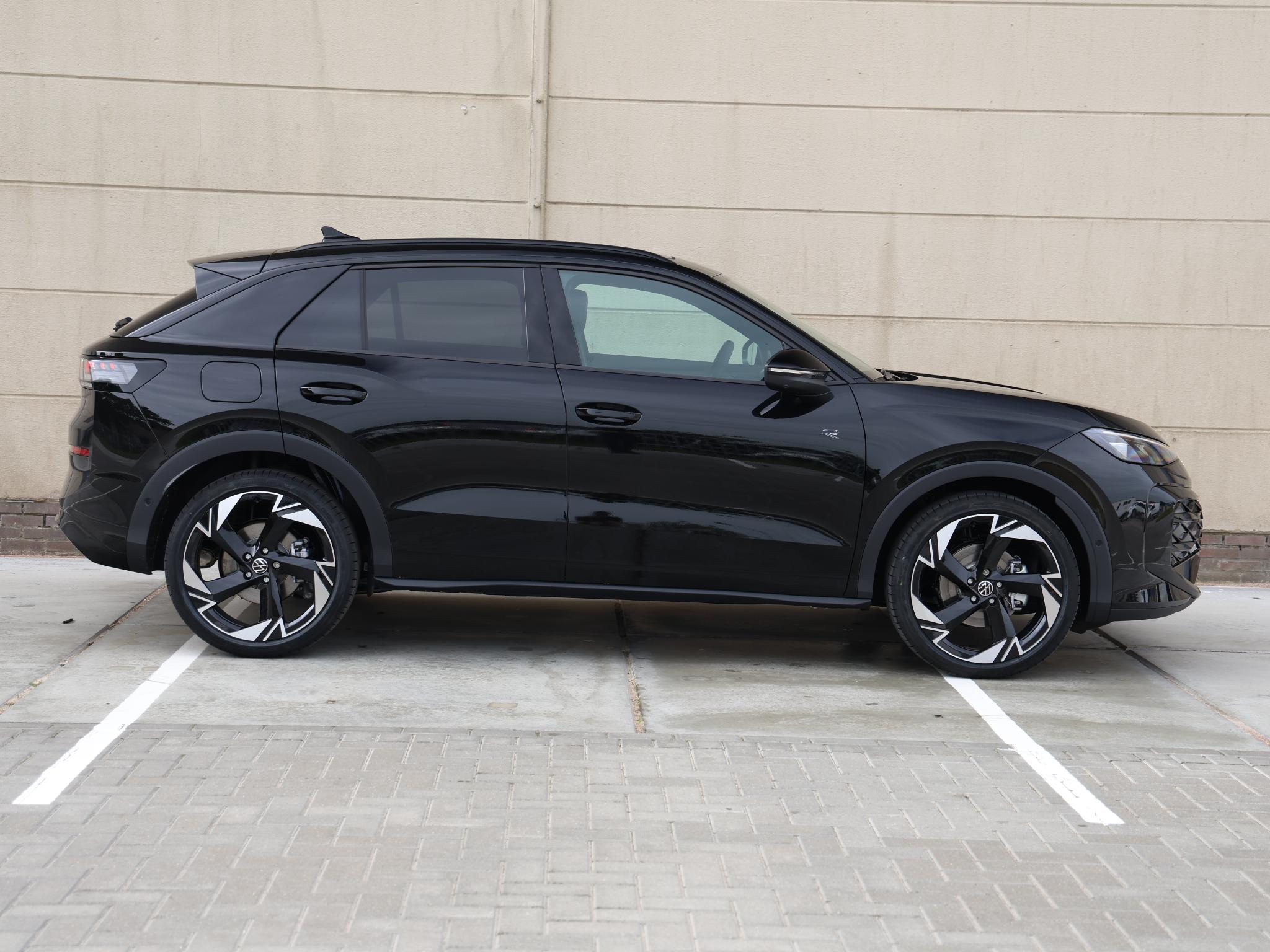 Volkswagen T-Roc R-Line First Edition 1.5 eTSI 150 PK - Afbeelding 2
