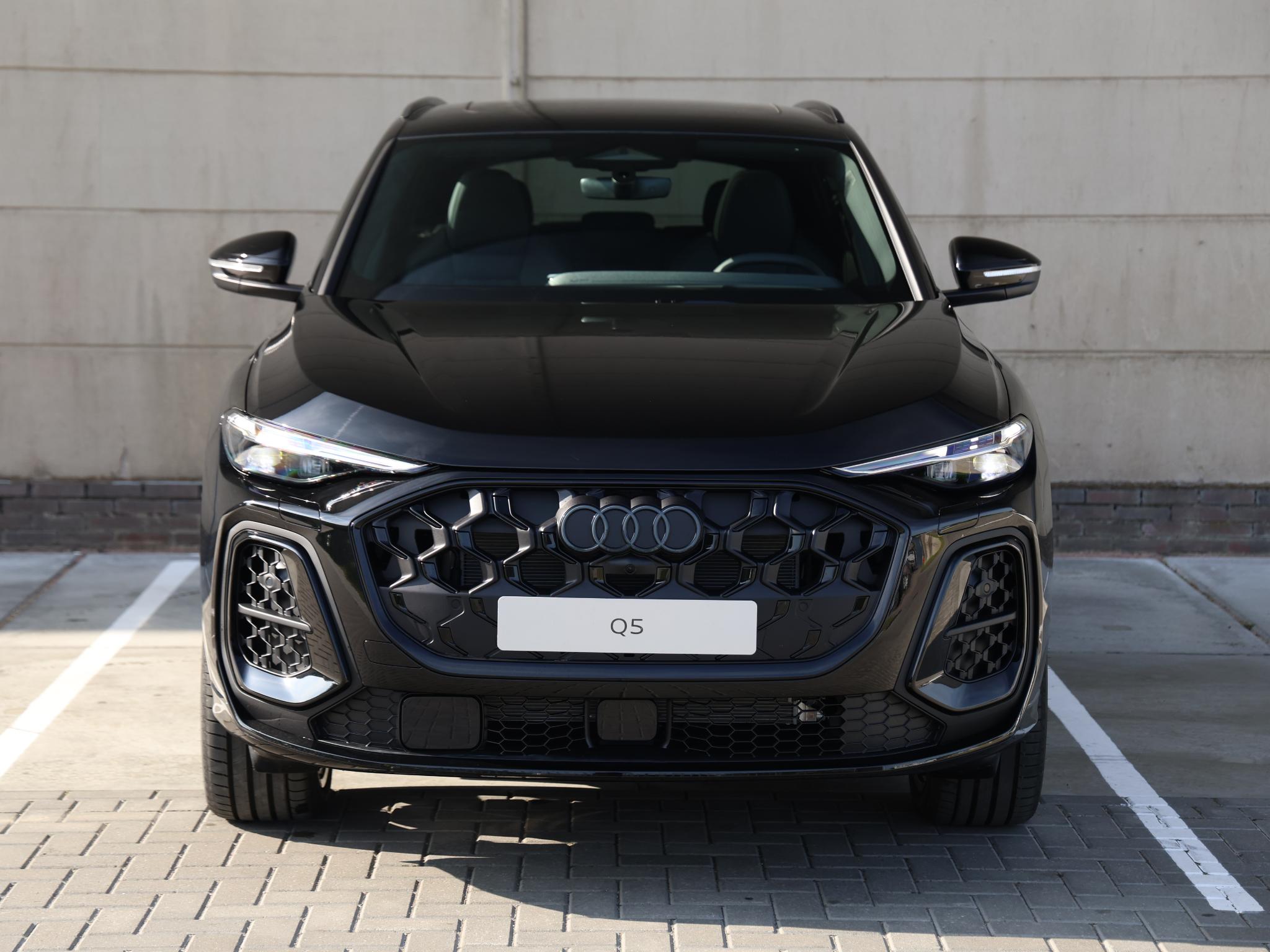 Audi Q5 S edition Competition e-hybrid 367 PK - Afbeelding 4