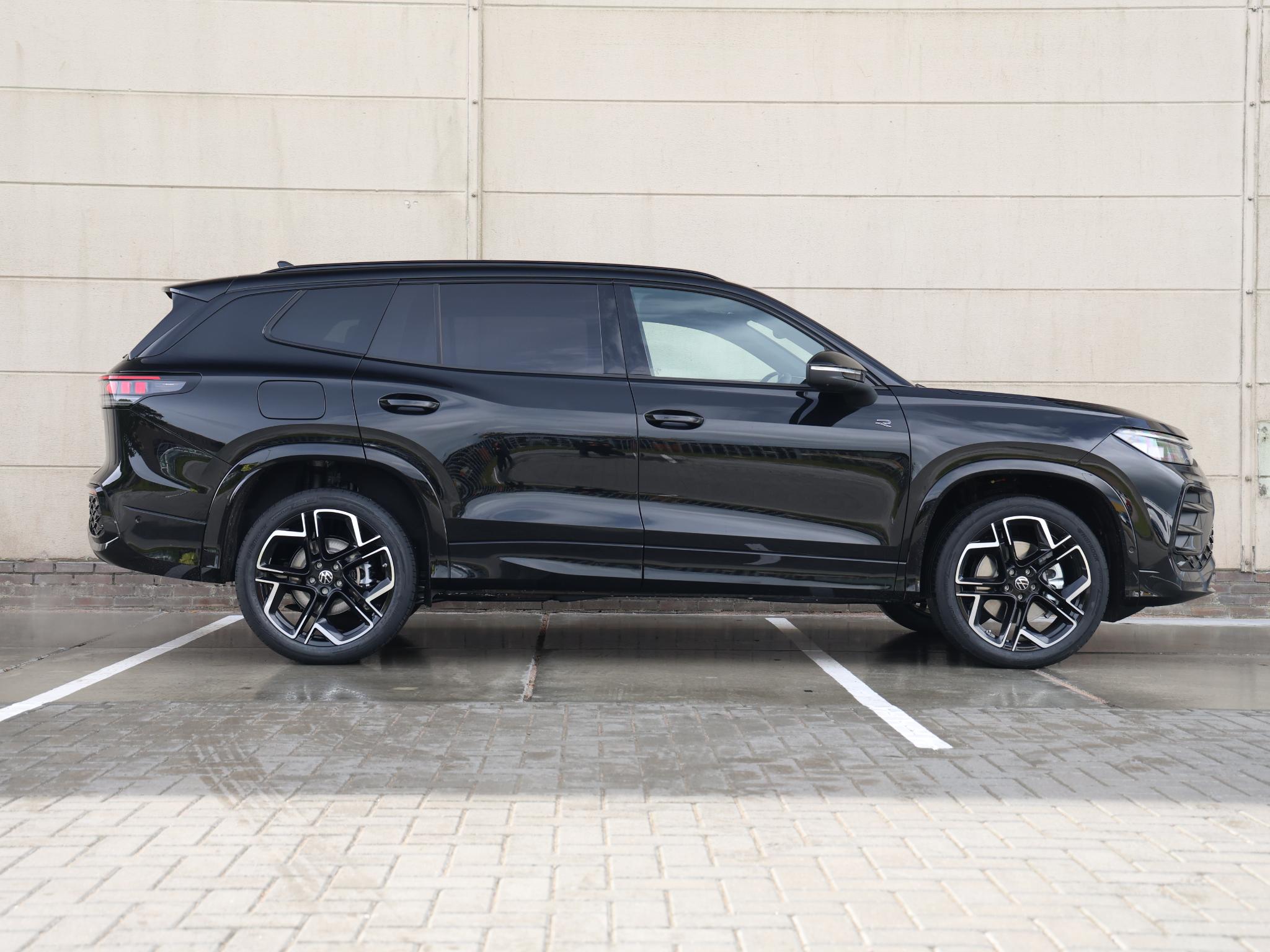 Volkswagen Tayron R-Line Edition 1.5 eHybrid 204 PK - Afbeelding 2