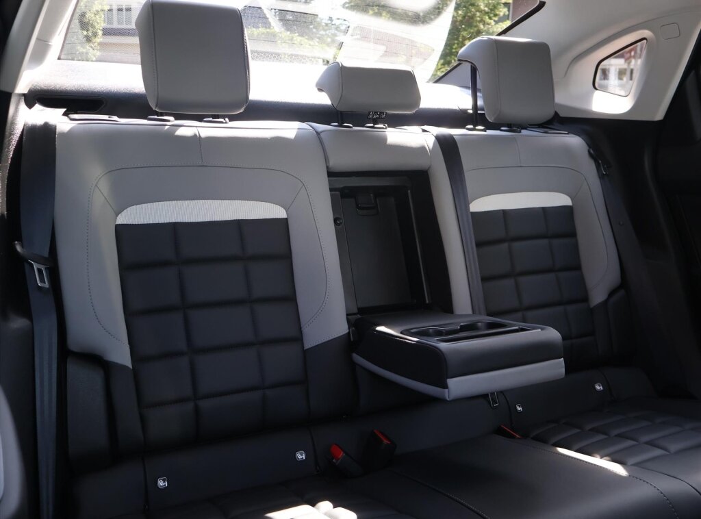 Citroën C4 X 1.2 Hybrid 136pk e-DCS6 Max - Afbeelding 4