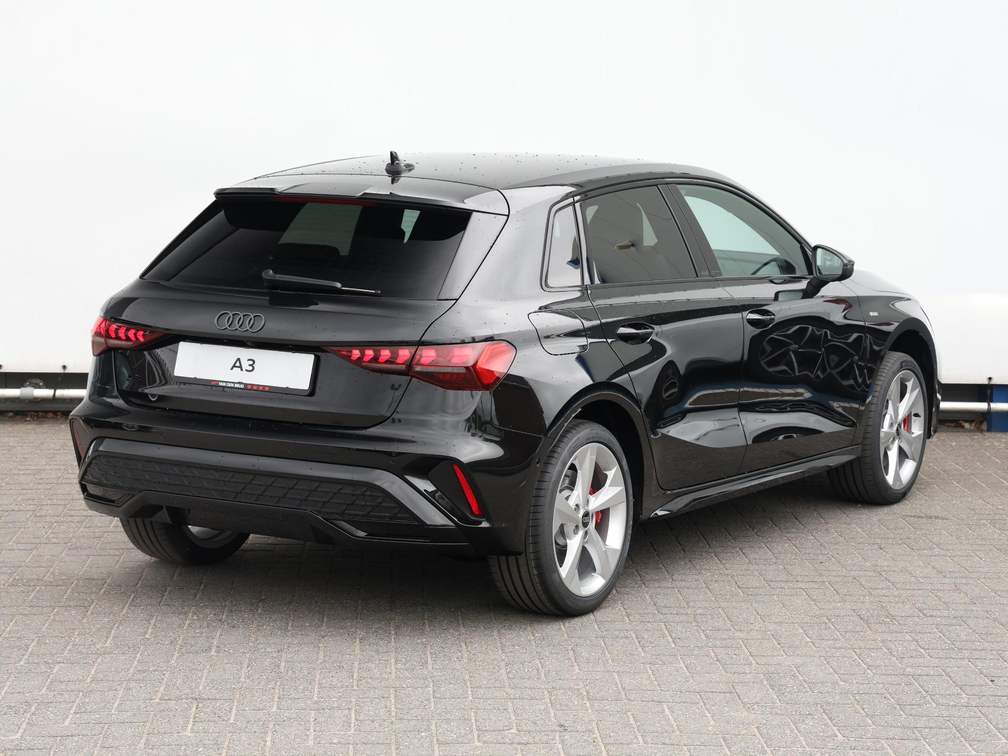 Audi A3 Sportback S edition Competition 45 TFSI e 272 PK Sp - Afbeelding 5
