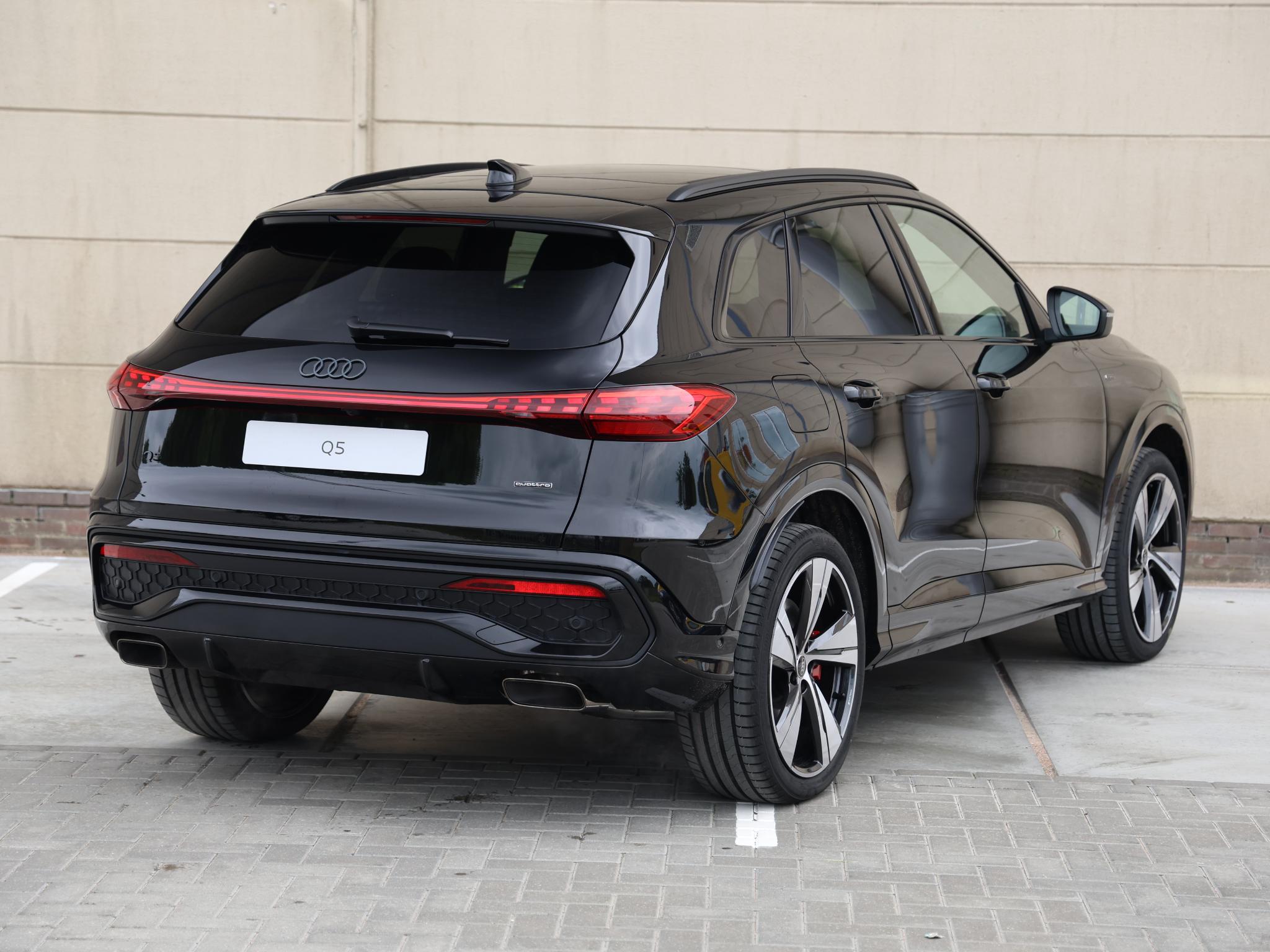 Audi Q5 S edition Competition e-hybrid 270 kW / 367 PK SUV - Afbeelding 5