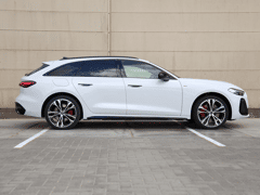 Audi A5 AVANT S edition e-hybrid 220 kW / 299 PK - Afbeelding 2