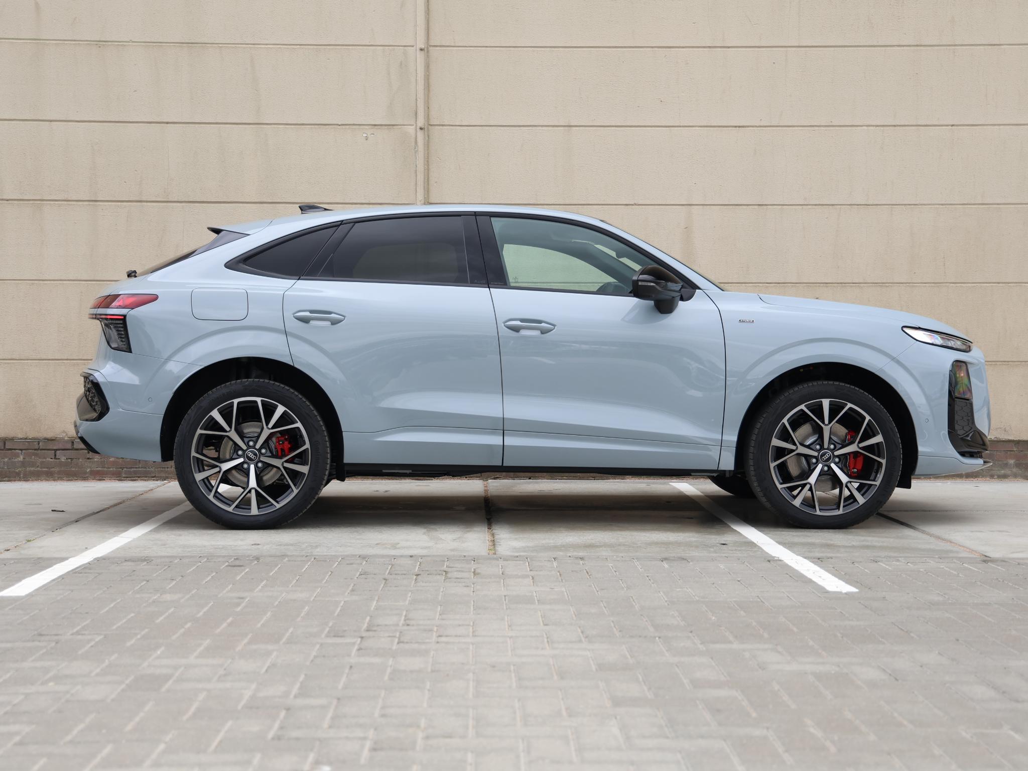 Audi Q3 Sportback S edition e-hybrid 200 kW / 272 PK - Afbeelding 2