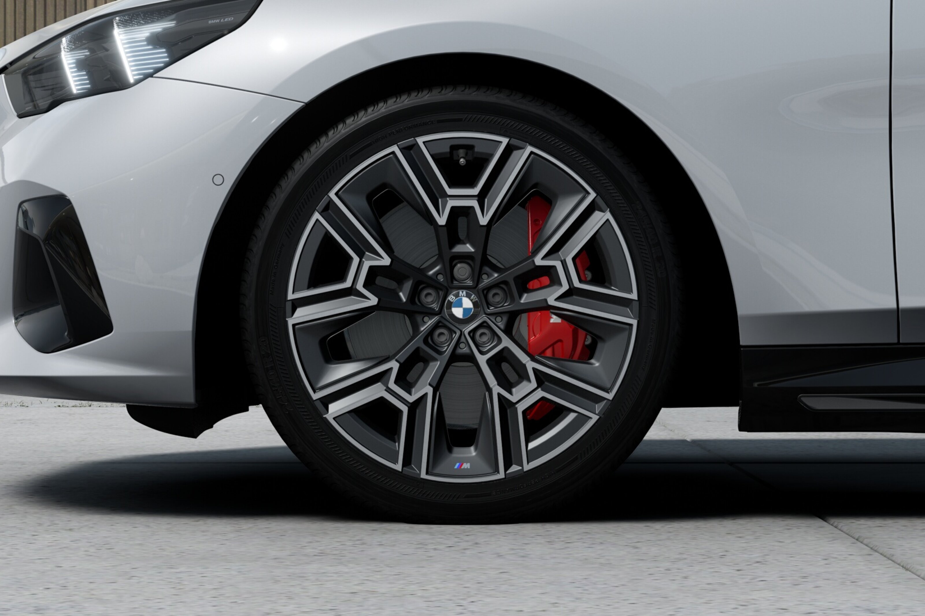 BMW i5 6