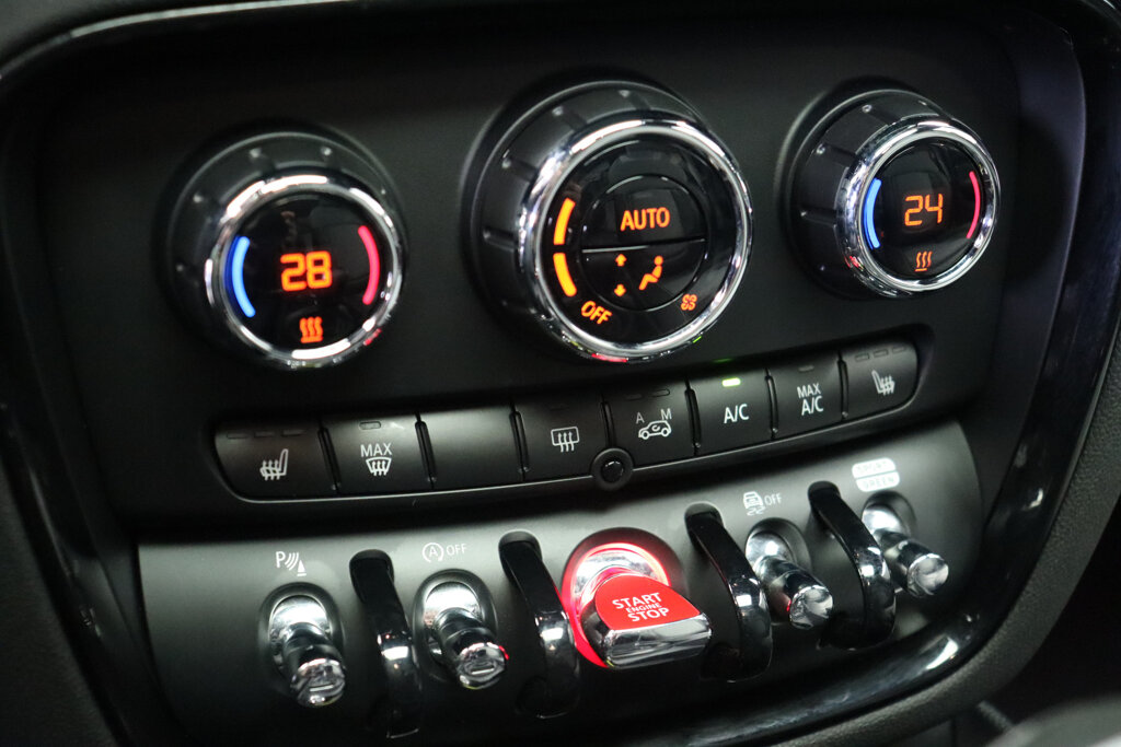 MINI Clubman 18