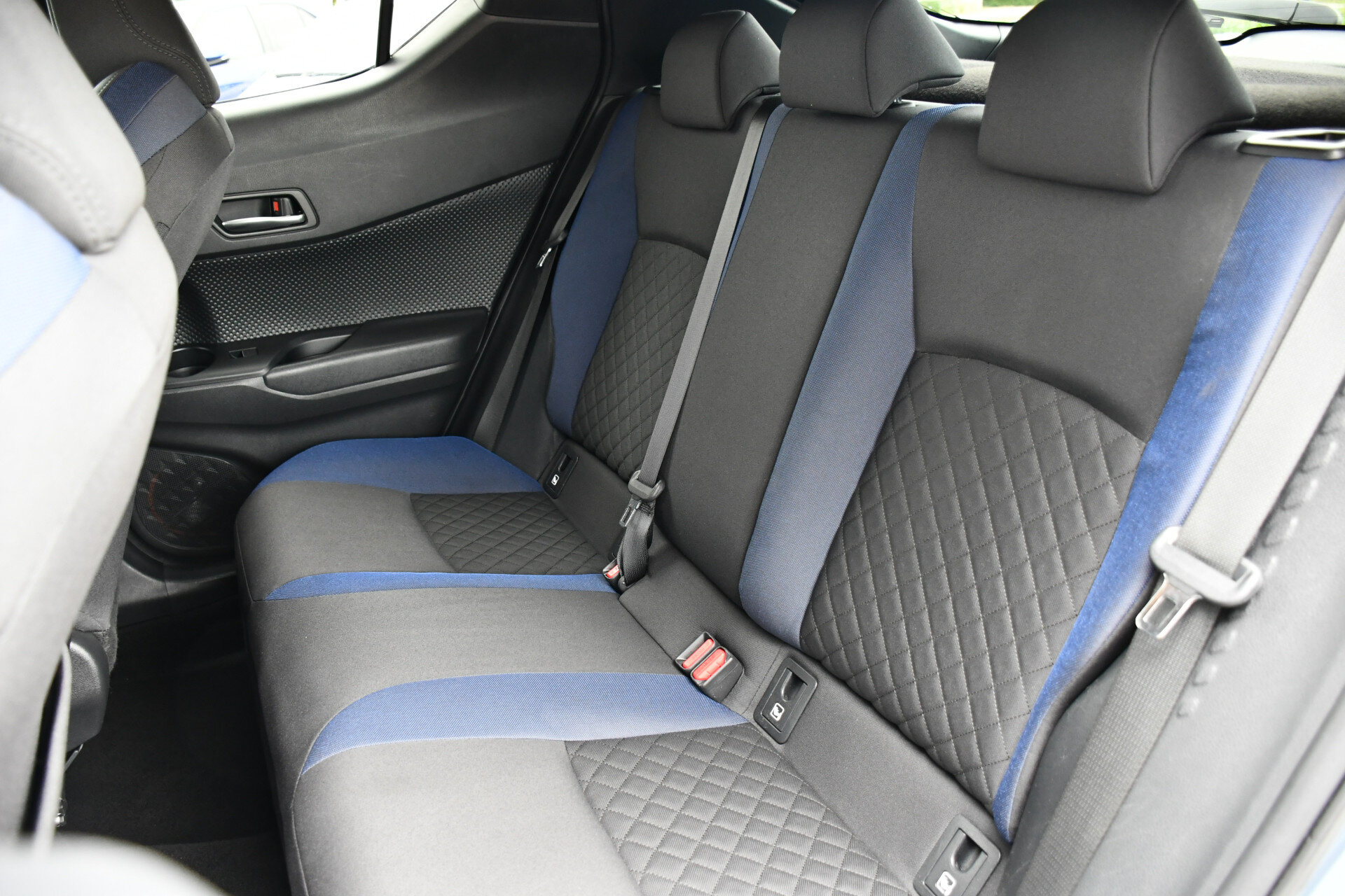 Toyota C-HR 2.0 Hybrid Bi-Tone Automaat 184pk - Afbeelding 5