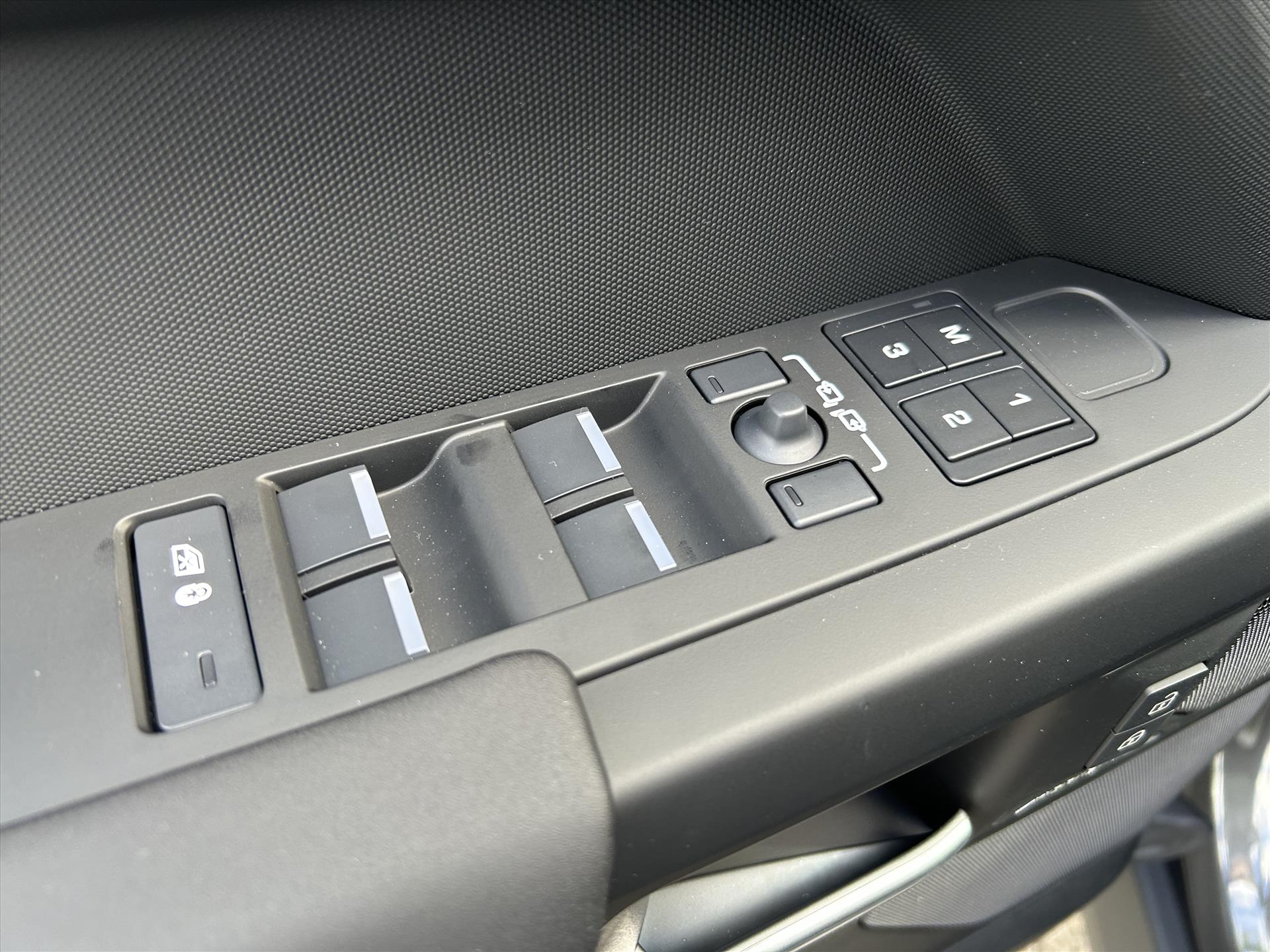 Land Rover Defender - foto 10