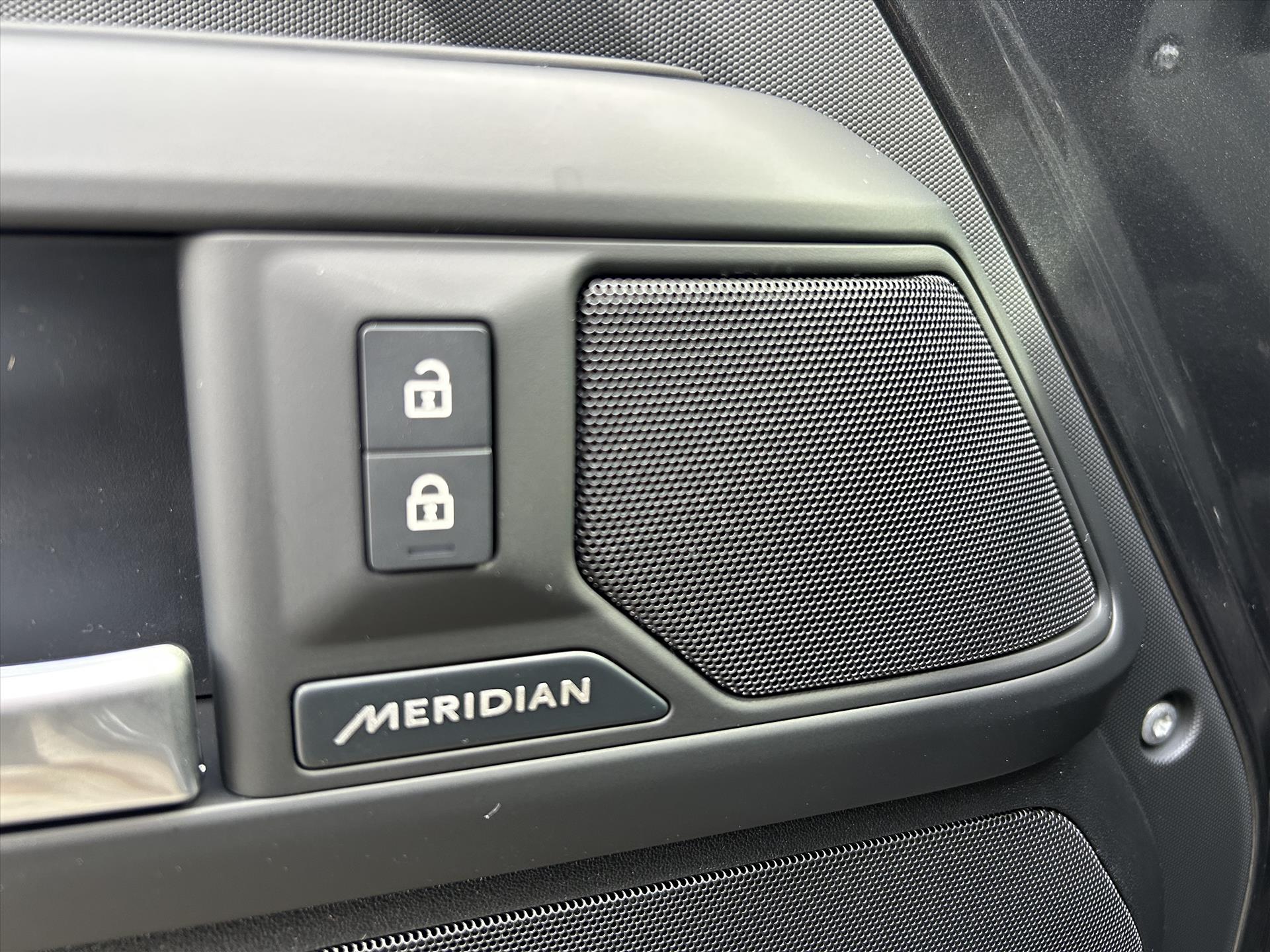 Land Rover Defender - foto 11