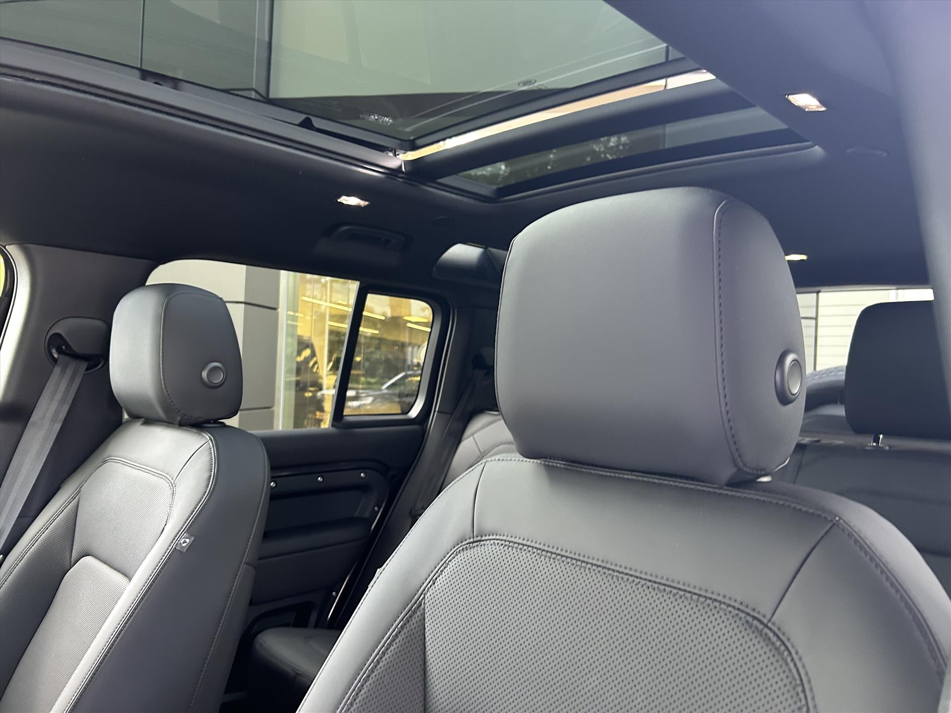 Land Rover Defender - foto 14