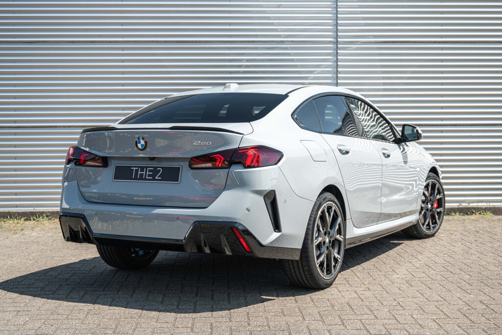 BMW 2 Serie 13