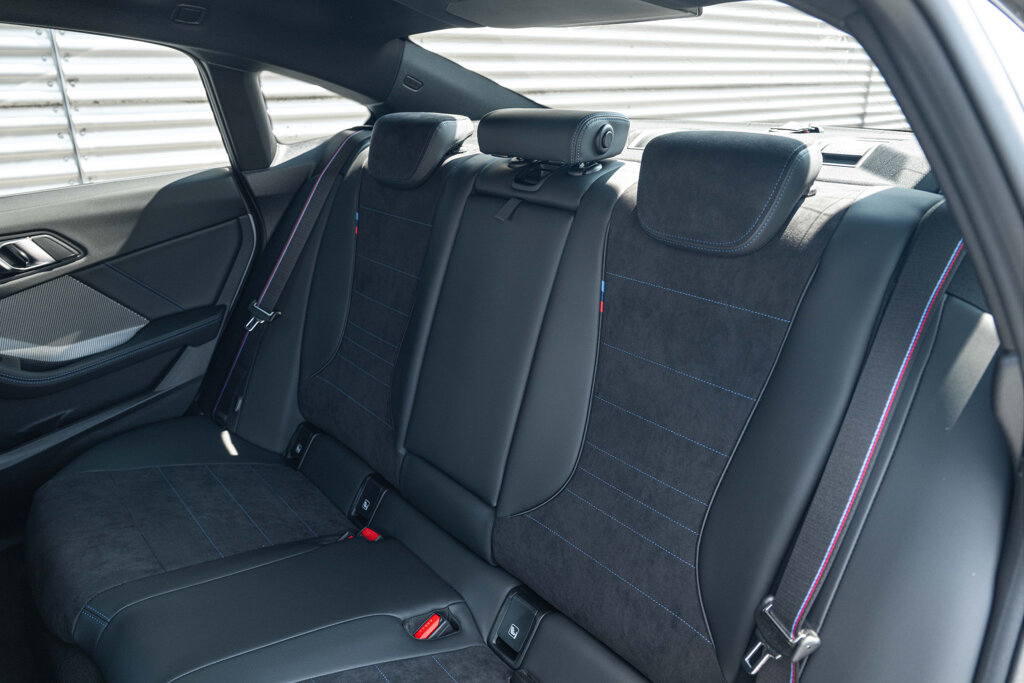 BMW 2 Serie 37