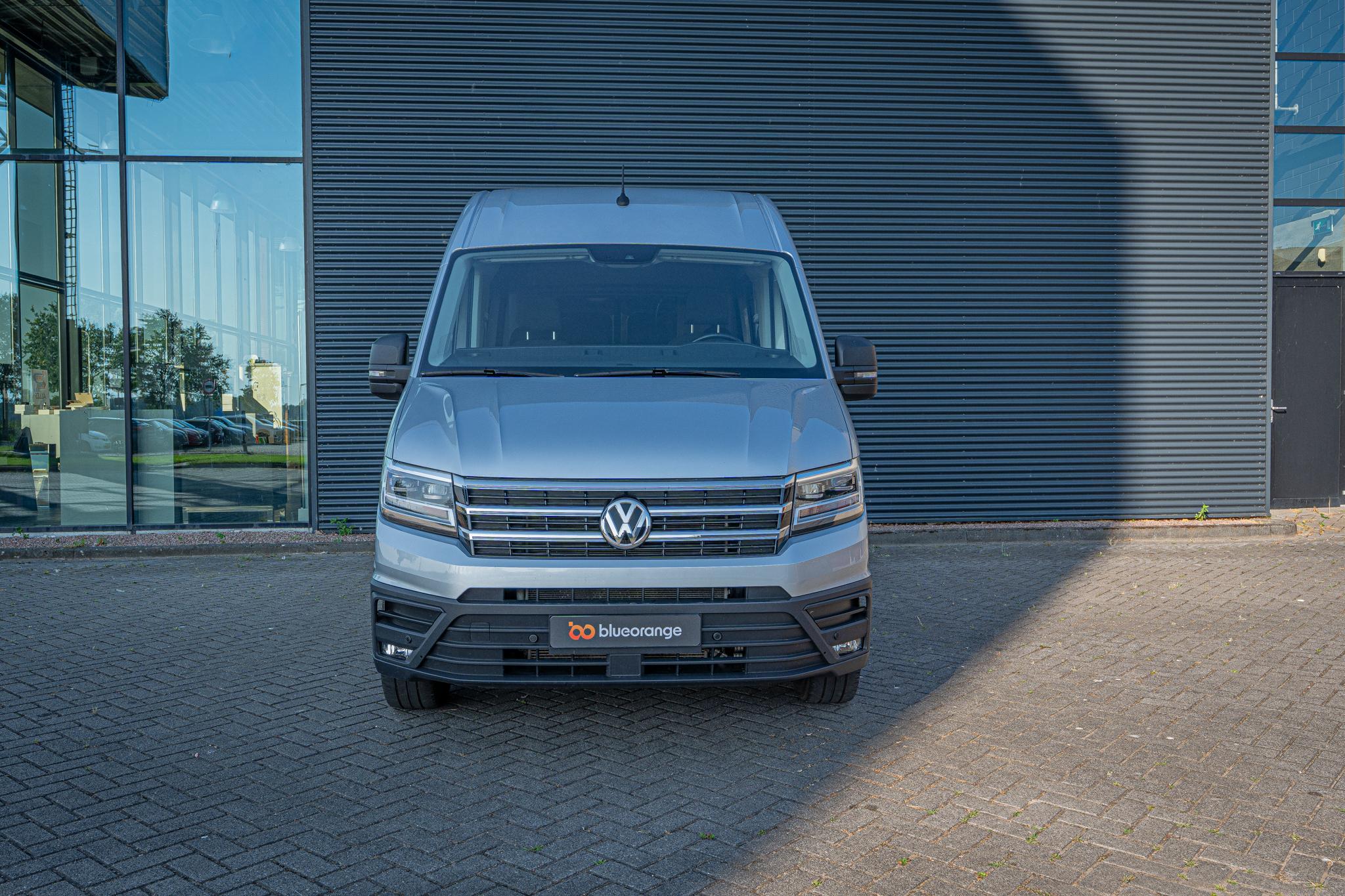 Volkswagen Crafter 35 2.0 TDI L3H2 DC 140PK Aut8 - Afbeelding 2