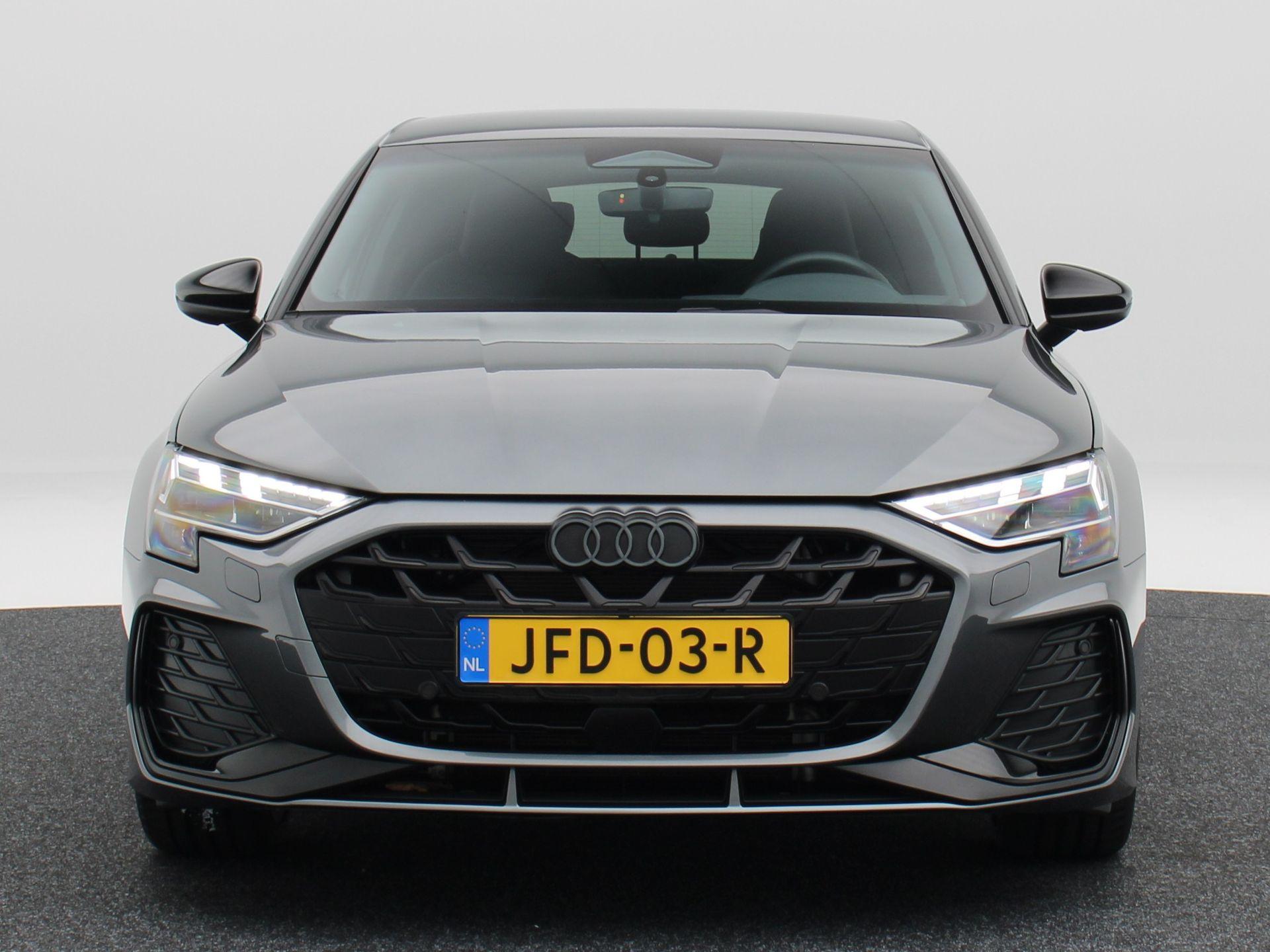 Audi A3 Sportback 45 TFSi e 272 Pk S-Line Competition - Afbeelding 5