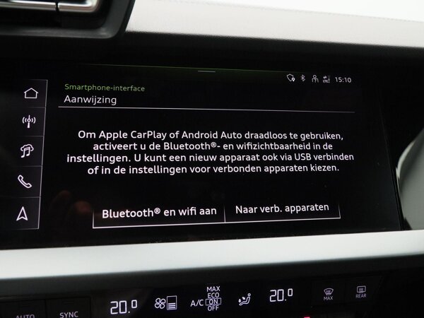 Apple Carplay/Android Auto Apple Carplay/Android Auto