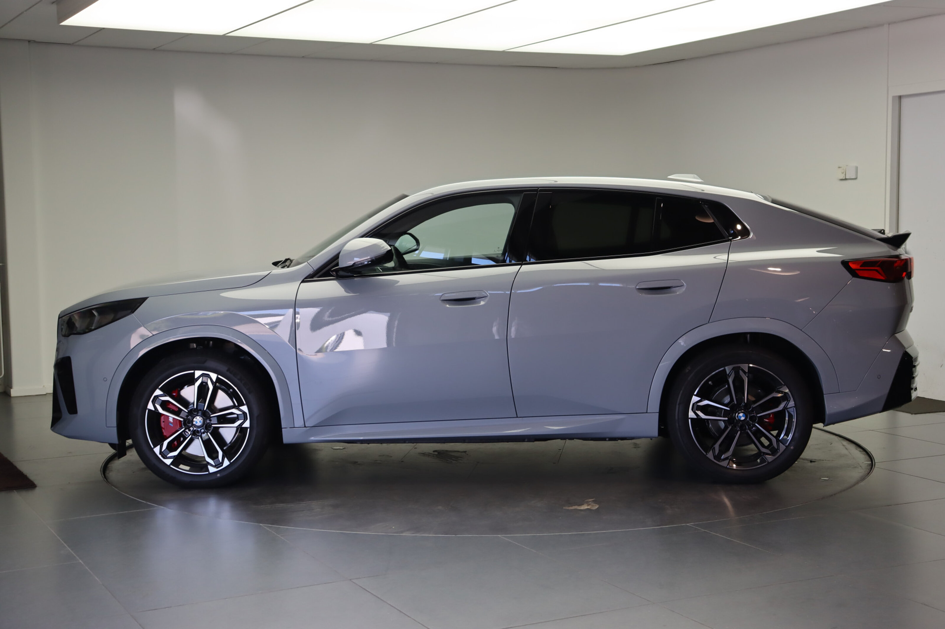 BMW iX2 eDrive20 M Sport