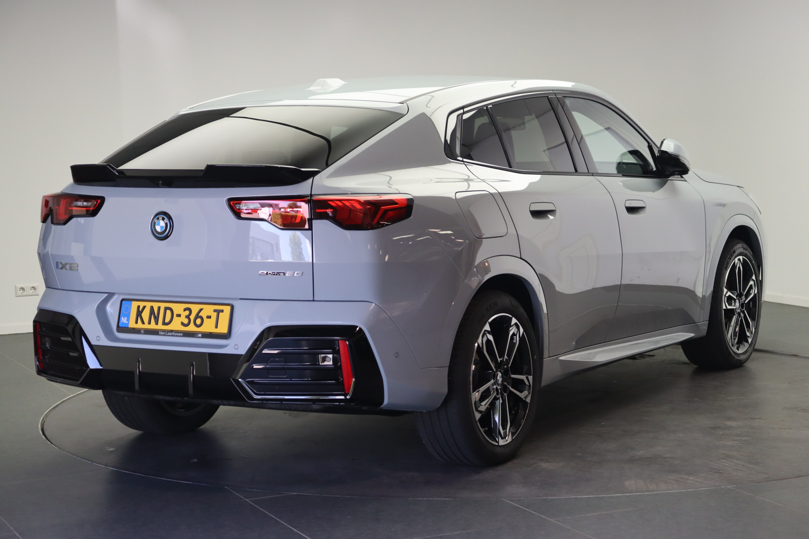BMW iX2 eDrive20 M Sport