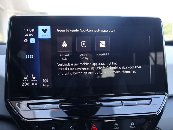 Apple Carplay/Android Auto Apple Carplay/Android Auto