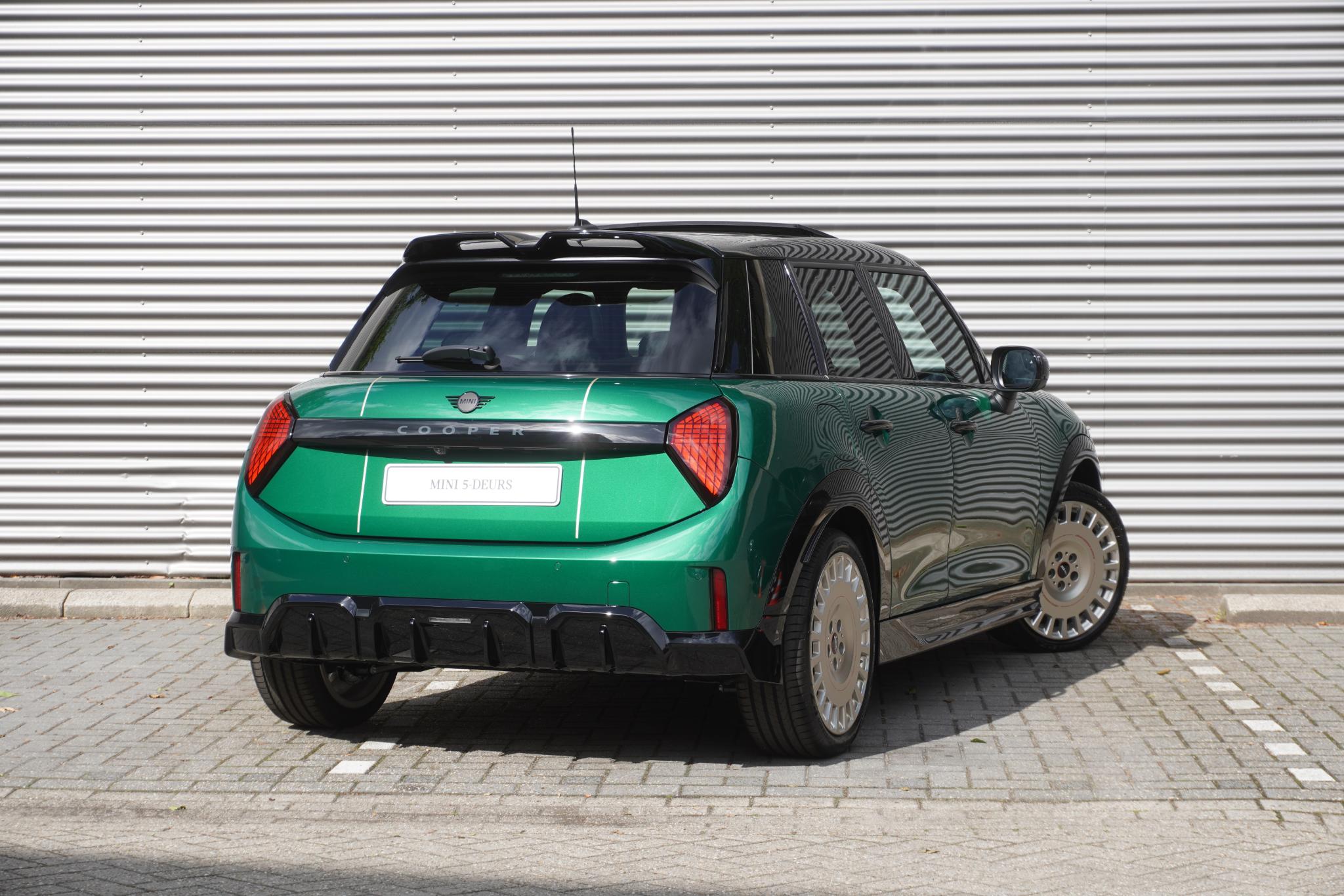 MINI 5-Deurs Cooper C - Afbeelding 2
