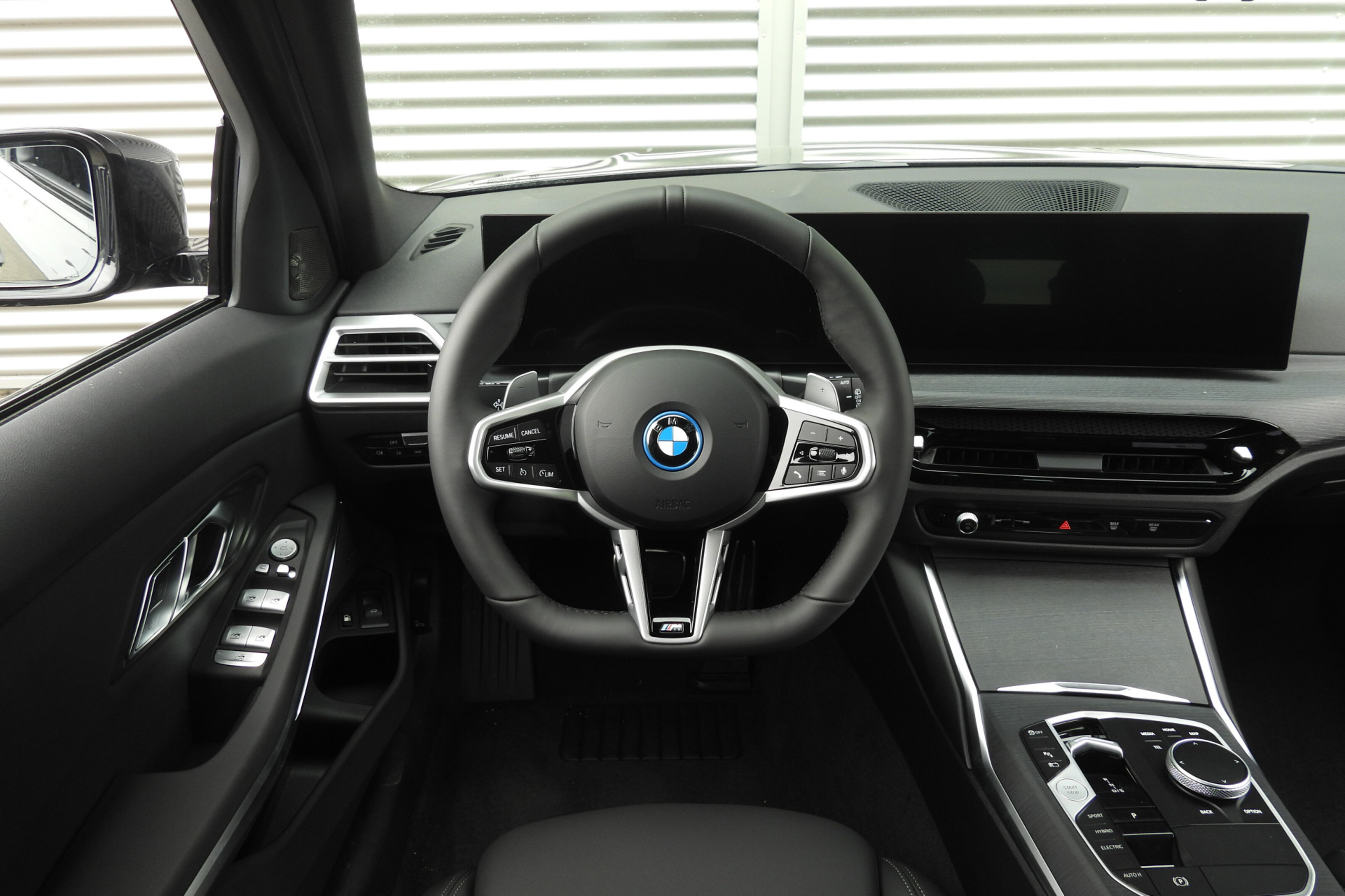 BMW 3 Serie Touring 330e M Sport Automaat