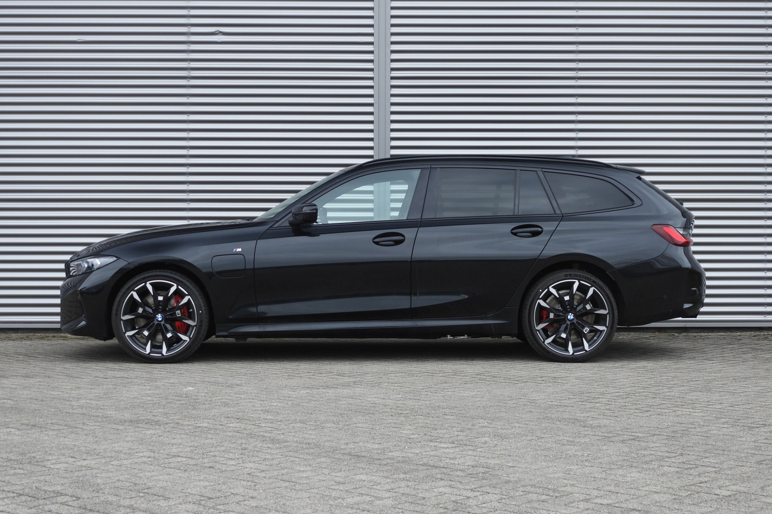 BMW 3 Serie Touring 330e M Sport Automaat