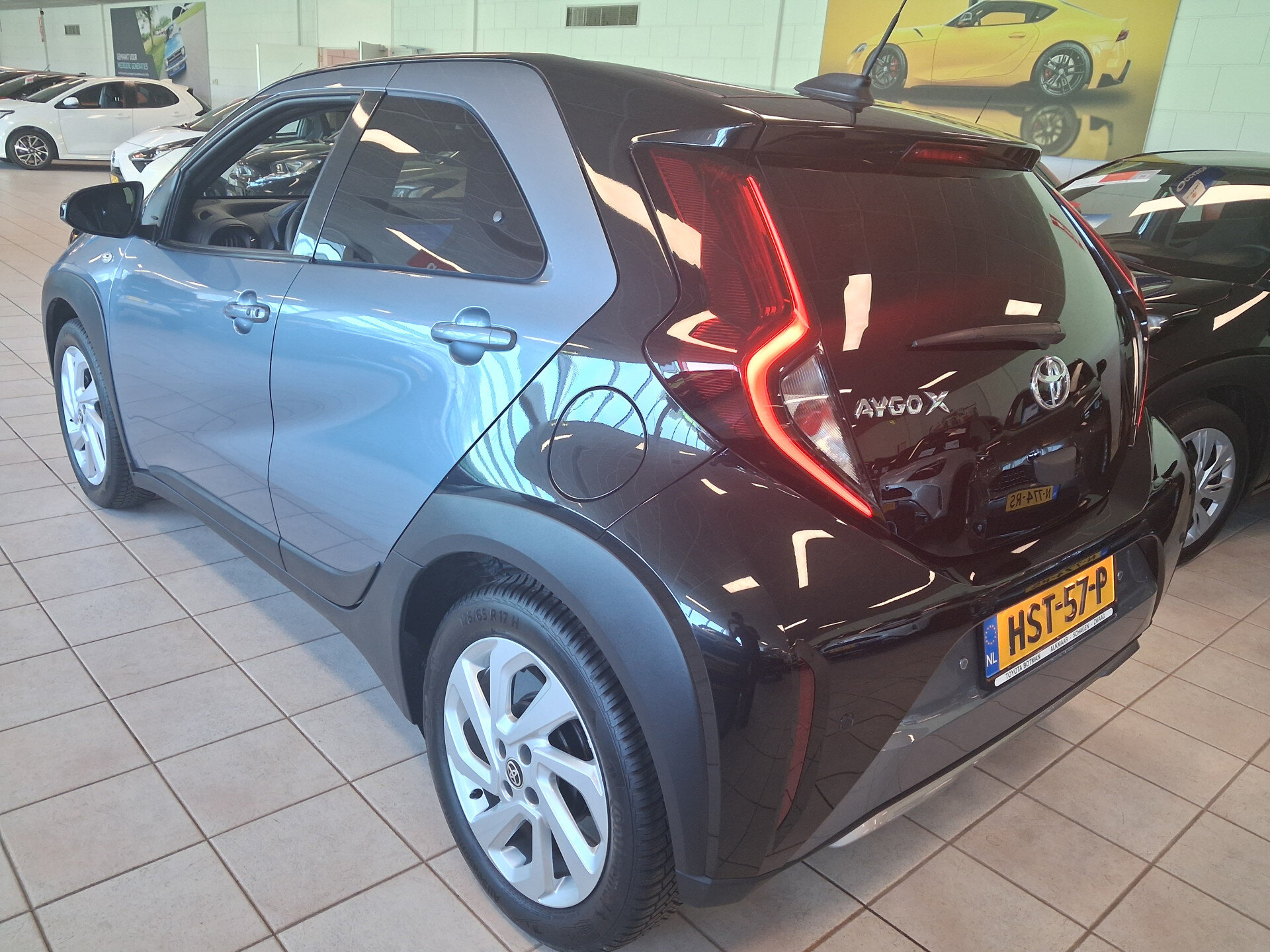 Toyota Aygo X 1.0 VVT-i S-CVT Envy Edition - Afbeelding 3