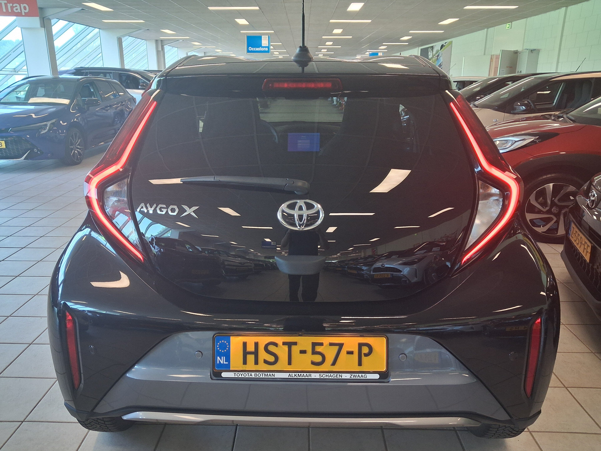 Toyota Aygo X 1.0 VVT-i S-CVT Envy Edition - Afbeelding 4