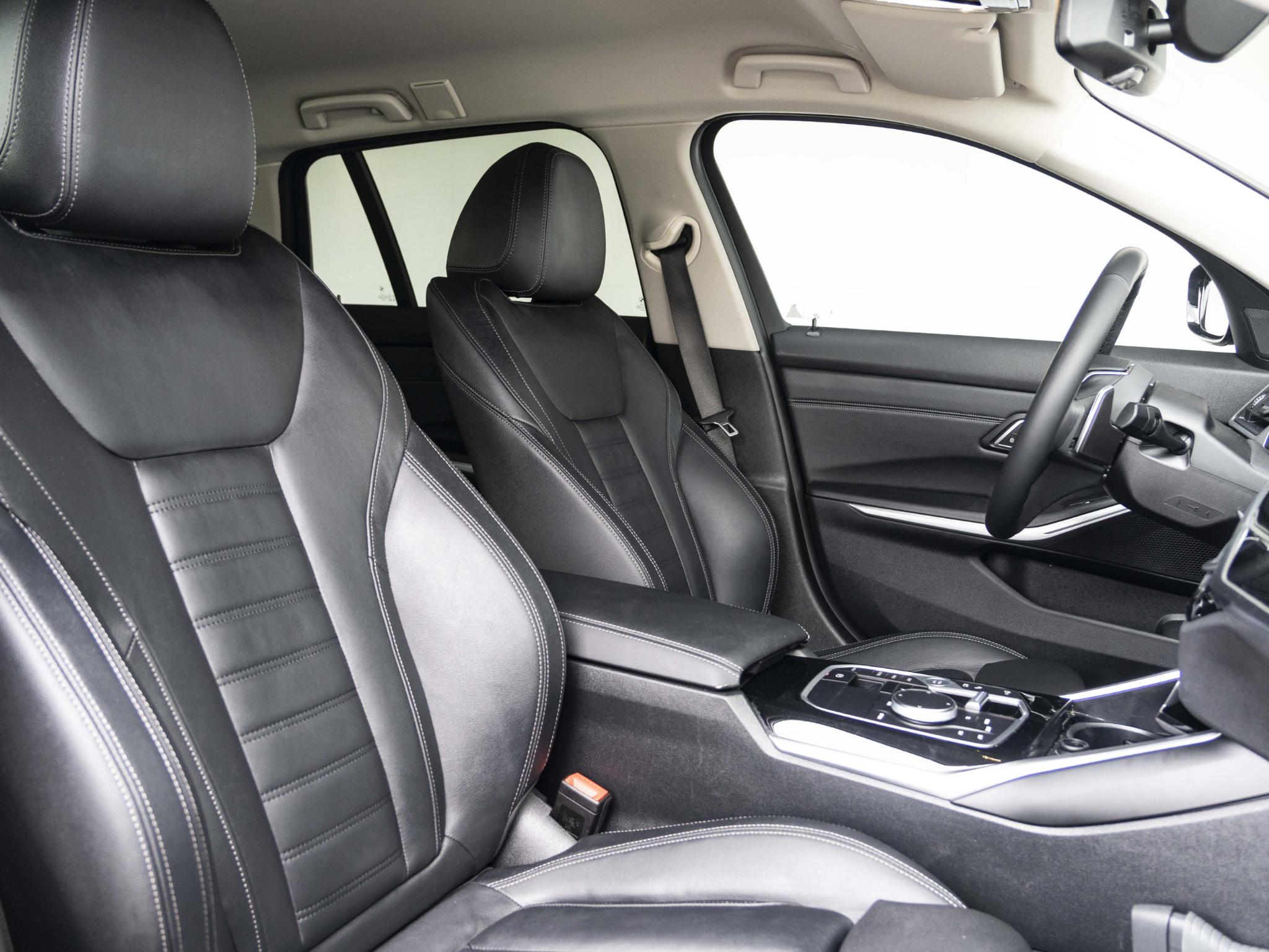 BMW 3 Serie Touring 320e - Afbeelding 4