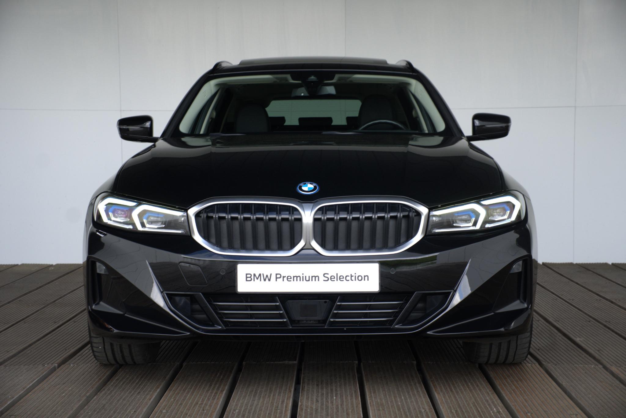 BMW 3 Serie Touring 330e - Afbeelding 3