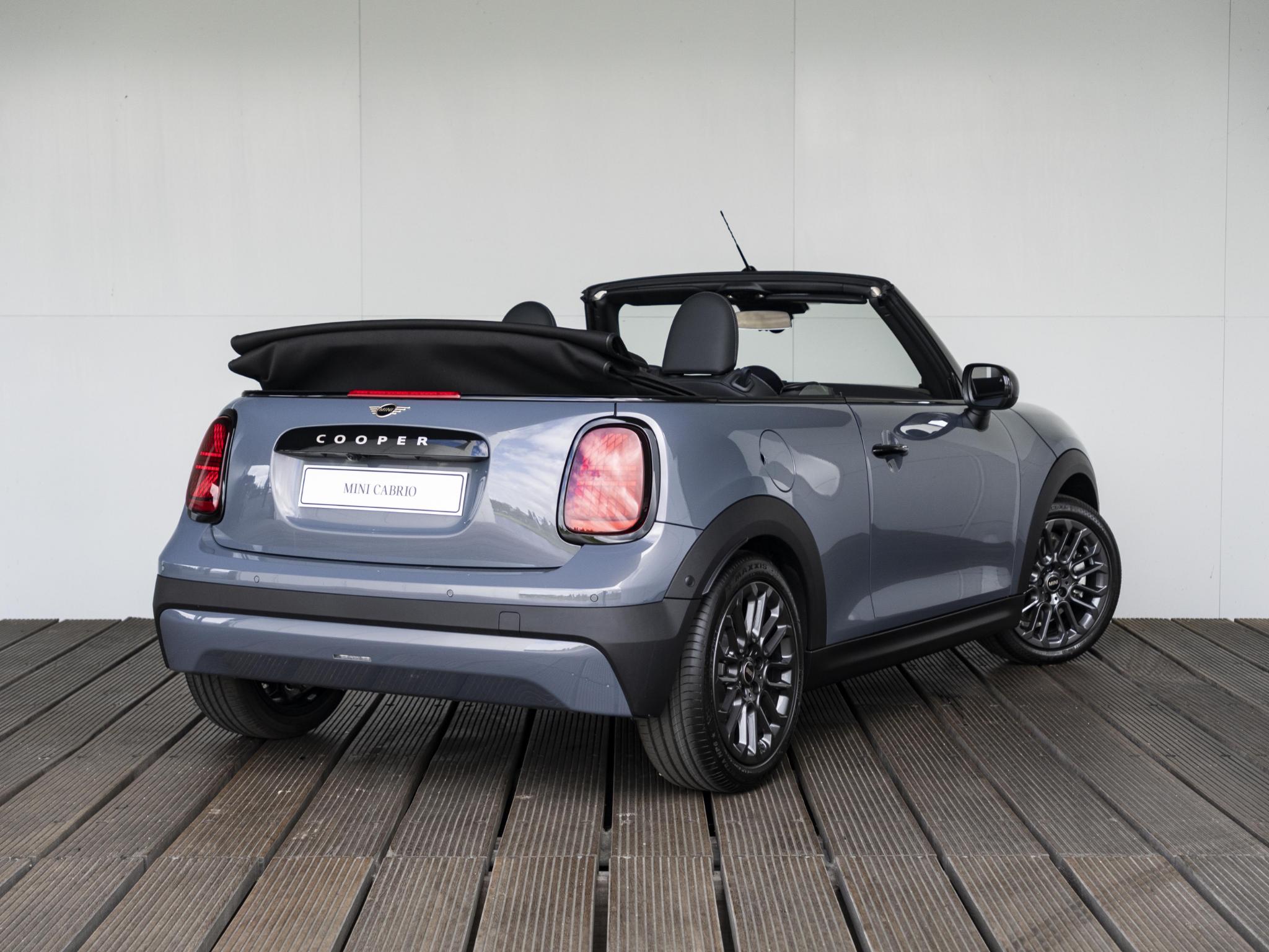 MINI Cabrio Cooper C - Afbeelding 2