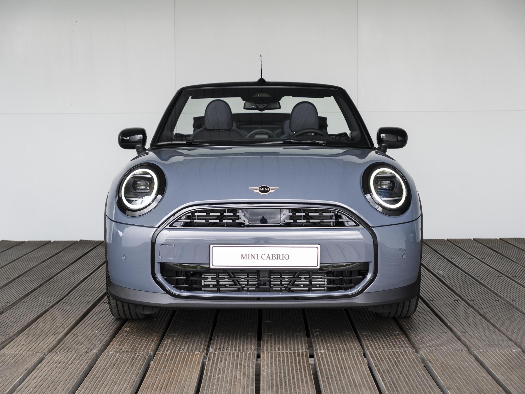 MINI Cabrio Cooper C - Afbeelding 3